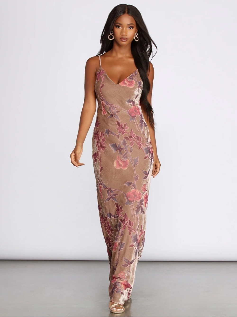 NWT Windsor Claudia Velvet Burnout Slim Gown
